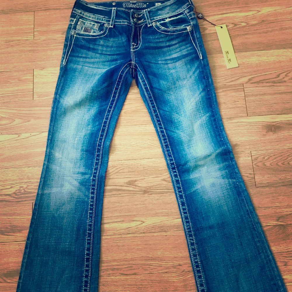 NWT Miss Me bootcut jeans